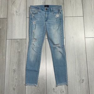 Abercrombie & Fitch Harper Ankle 26/2R light blue ripped jeans